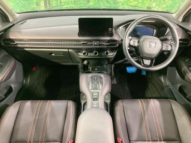 Honda ZR-V e:HEV Z photo 2