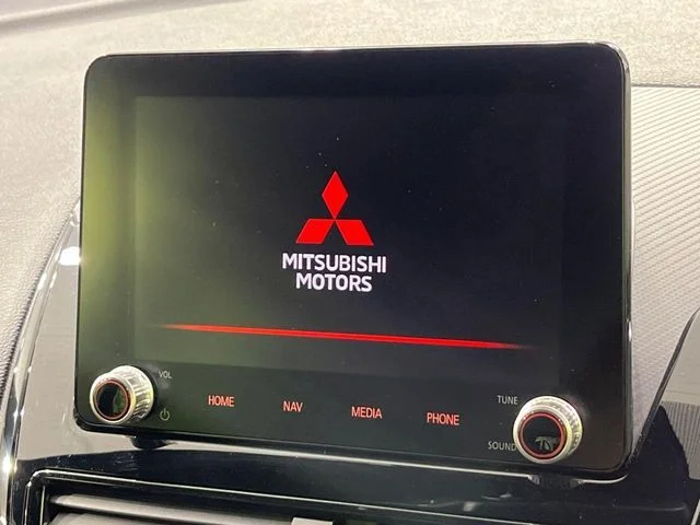 Mitsubishi ECLIPSE CROSS PHEV ブラックエディション photo 3