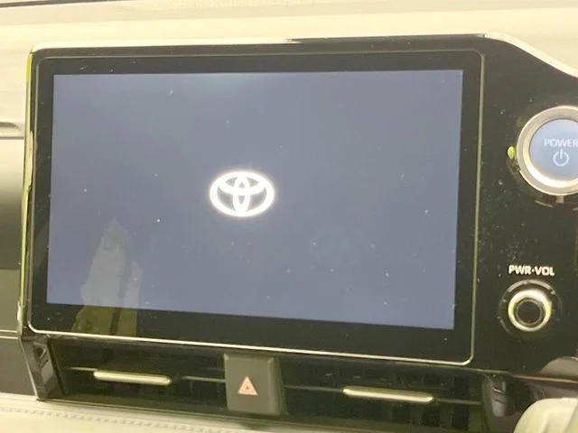 Toyota VOXY HYBRID ハイブリッド　S−Z photo 4