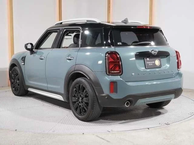 Bmw MINI COOPER D CROSSOVER ベースグレード photo 2