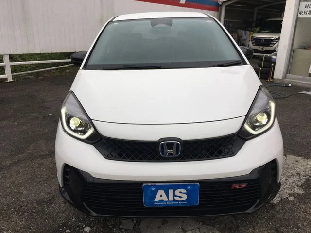 Honda FIT e:HEV RS photo 2