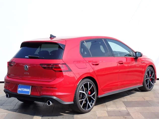 Volkswagen VOLKSWAGEN GOLF GTI ベースグレード photo 3