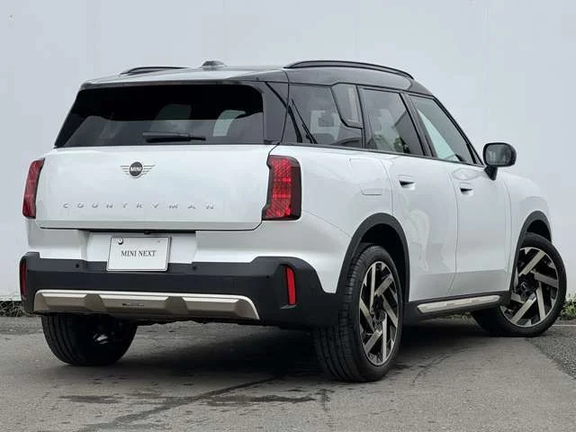 Bmw MINI COUNTRYMAN D photo 3