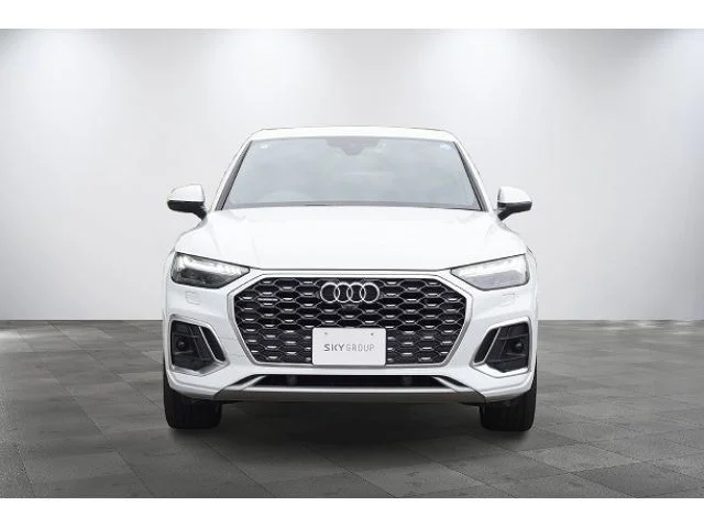 Audi AUDI Q5 SPORTBACK 40　TDI　クワトロ　Sライン photo 2