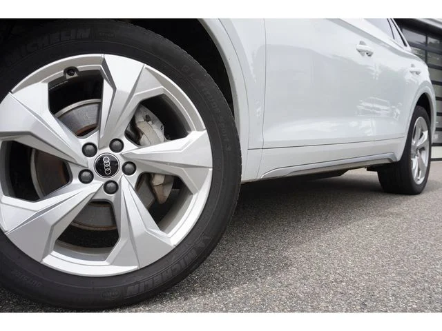 Audi AUDI Q5 SPORTBACK 40　TDI　クワトロ　Sライン photo 3