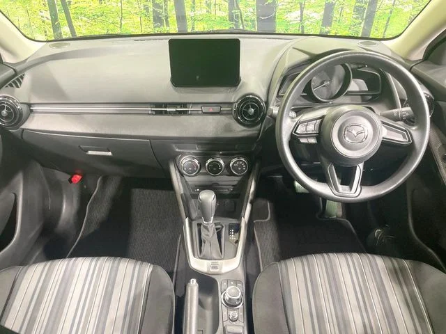 Mazda MAZDA2 15S　スマート　エディション photo 2