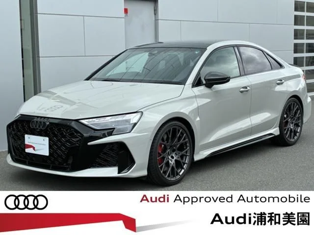 Audi AUDI RS3 Sedan ベースグレード 2025