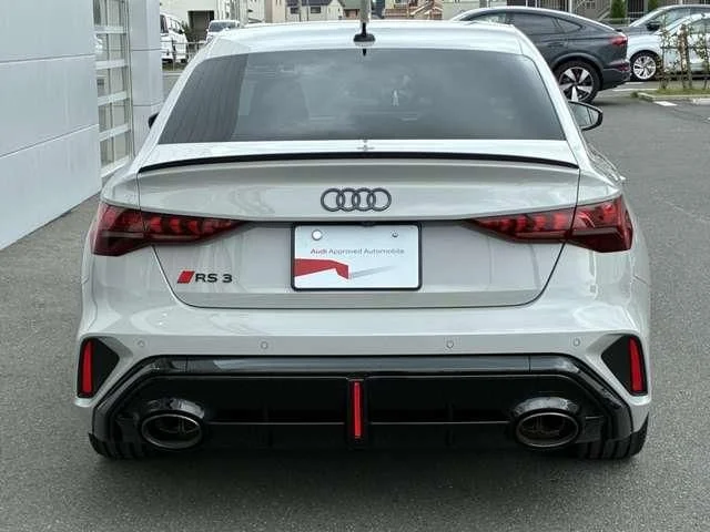 Audi AUDI RS3 Sedan ベースグレード photo 4
