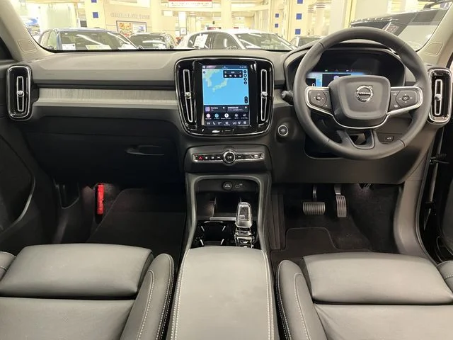 Volvo VOLVO XC40 B4 photo 2