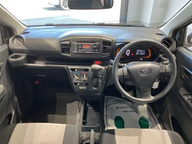 Daihatsu MIRA e:S L　SA3 photo 2