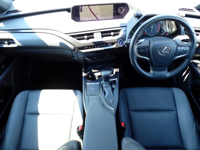Toyota LEXUS UX250h エレガントブラック photo 2