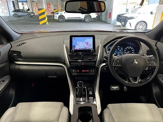 Mitsubishi ECLIPSE CROSS PHEV P photo 2