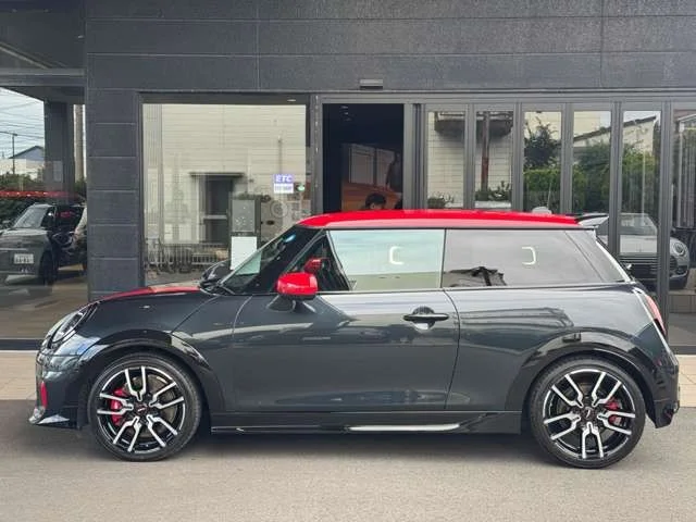 Bmw MINI COOPER ジョンクーパーワークス photo 3