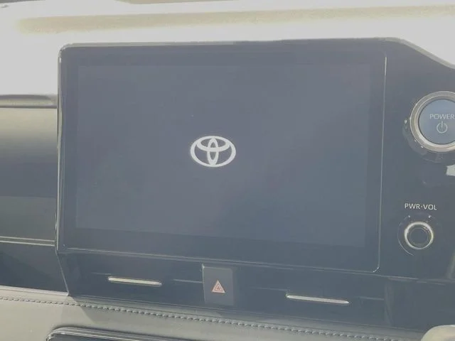 Toyota VOXY HYBRID S−Z photo 4
