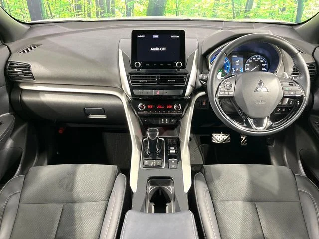 Mitsubishi ECLIPSE CROSS PHEV P photo 2