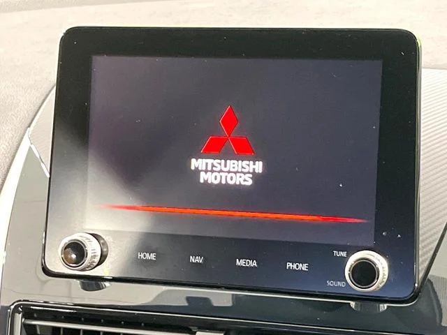 Mitsubishi ECLIPSE CROSS PHEV P photo 3