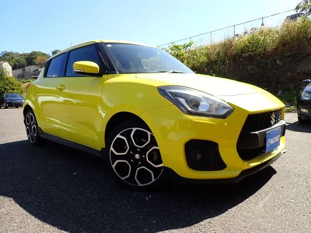 Suzuki SWIFT スポーツ 2019