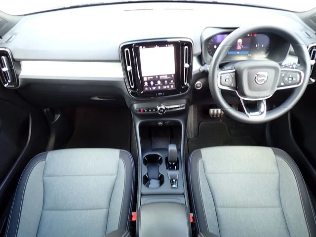 Volvo VOLVO XC40 プラス　B3 photo 2