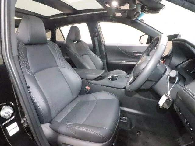 Toyota HARRIER HYBRID Z　レザーパッケージ photo 4