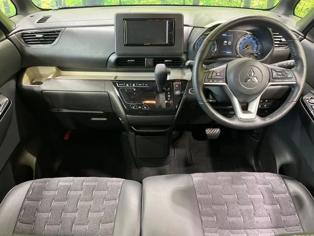 Mitsubishi DELICA MINI G　プレミアム photo 2