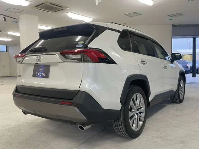 Toyota RAV4 4WD G　Zパッケージ photo 4