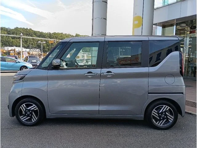 Nissan ROOX ハイウェイスターX　プロパイロットEd photo 4