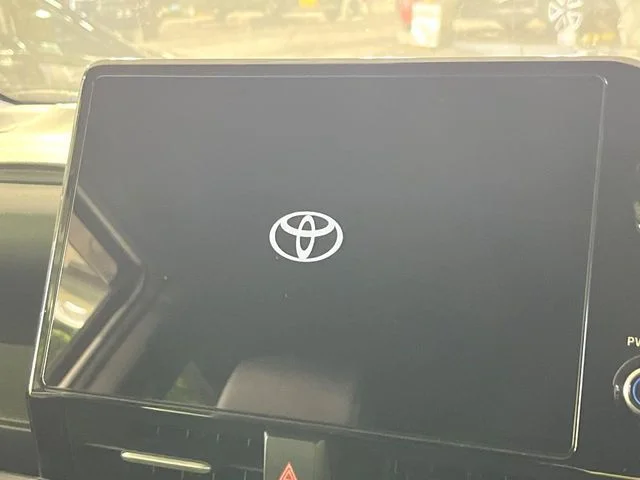 Toyota VOXY HYBRID S−Z photo 3