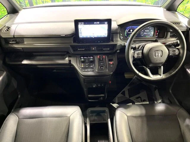 Honda STEPWAGON e:HEV SPADA ベースグレード photo 2