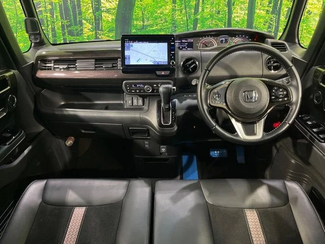 Honda N BOX CUSTOM 4WD G　Lターボ　ホンダセンシング photo 2