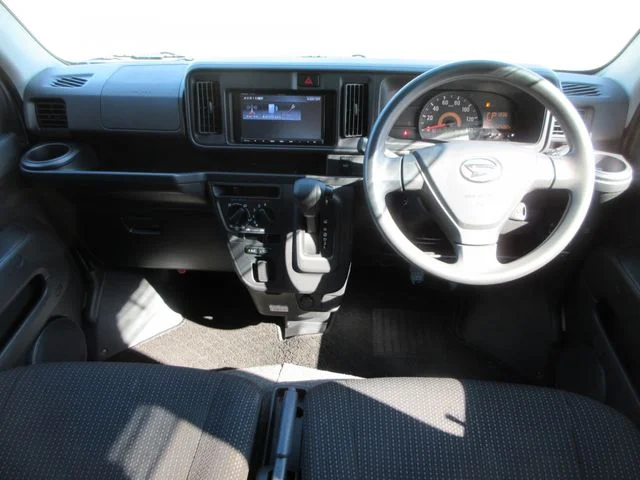 Daihatsu HIJET CARGO 4WD クルーズ　HR　SA3 photo 2
