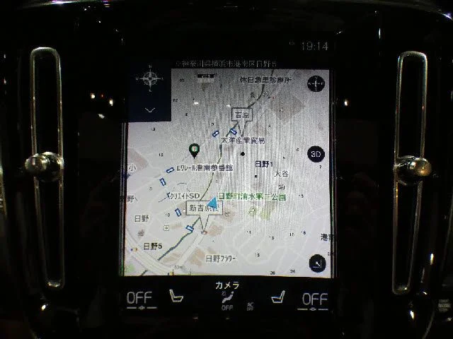 Volvo VOLVO XC40 T4　AWD　Rデザイン photo 2