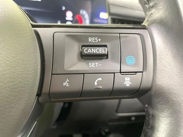 Nissan AURA G　90thアニバーサリー photo 3
