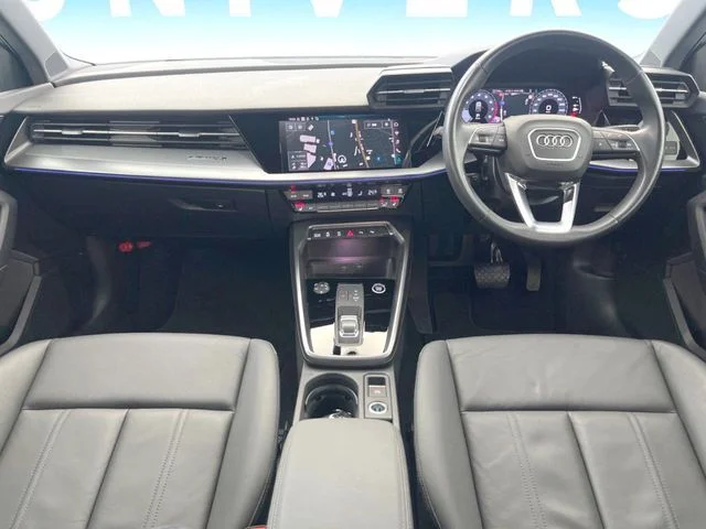 Audi AUDI A3 SPORTBACK 40　TFSI　クワトロ　アドバンスド photo 2