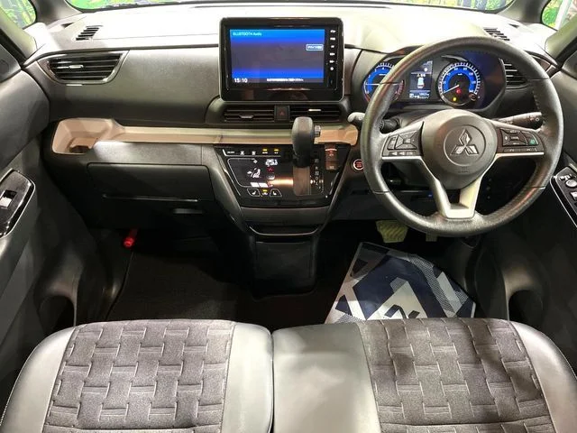Mitsubishi DELICA MINI G　プレミアム photo 2