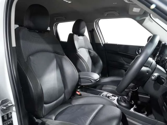 Bmw MINI COOPER S E CROSSOVER オール4 photo 4
