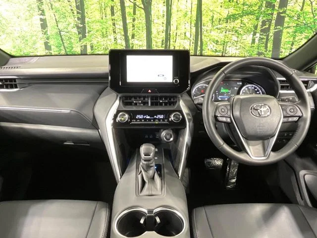 Toyota HARRIER 4WD G photo 3
