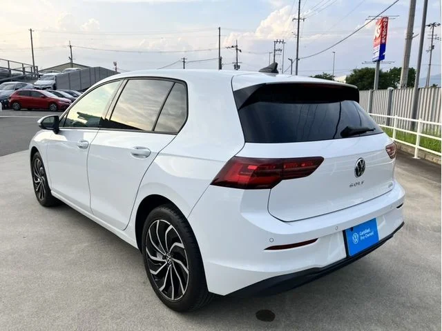 Volkswagen VOLKSWAGEN GOLF eTSI　アクティブ　プラチナム　Ed photo 3