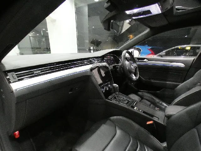 Volkswagen VOLKSWAGEN Arteon Rライン　4モーション　アドバンス photo 3
