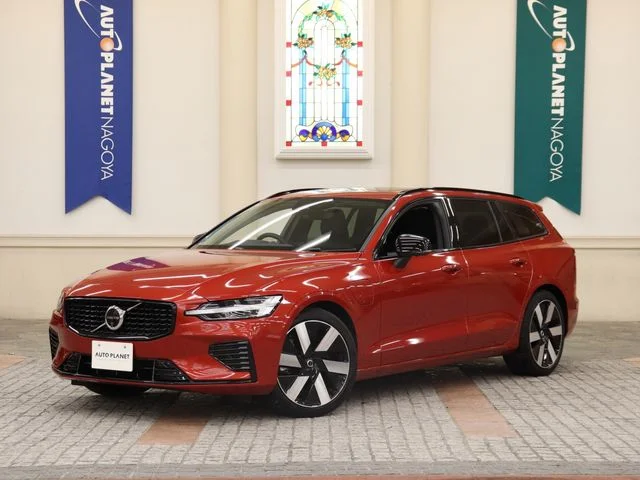 Volvo VOLVO V60 リチャージアルティメットT6AWDPHE 2024