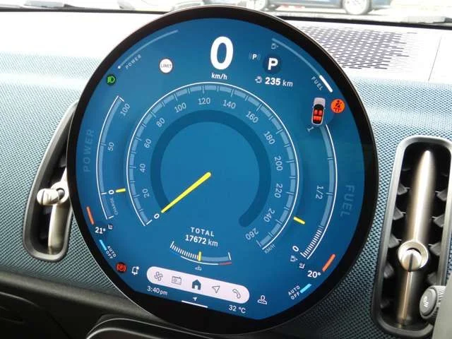 Bmw MINI COUNTRYMAN D photo 4