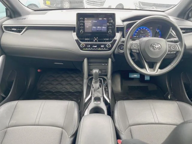 Toyota COROLLA CROSS Z photo 2