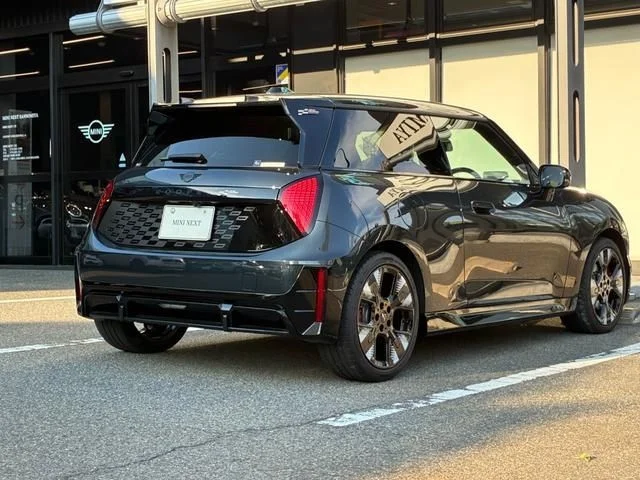 Bmw MINI COOPER E　ジョンクーパーワークス photo 3
