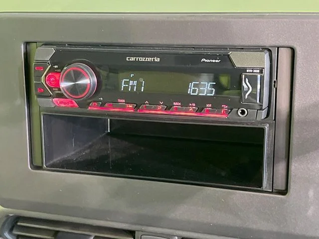 Mitsubishi eK SPACE M photo 3