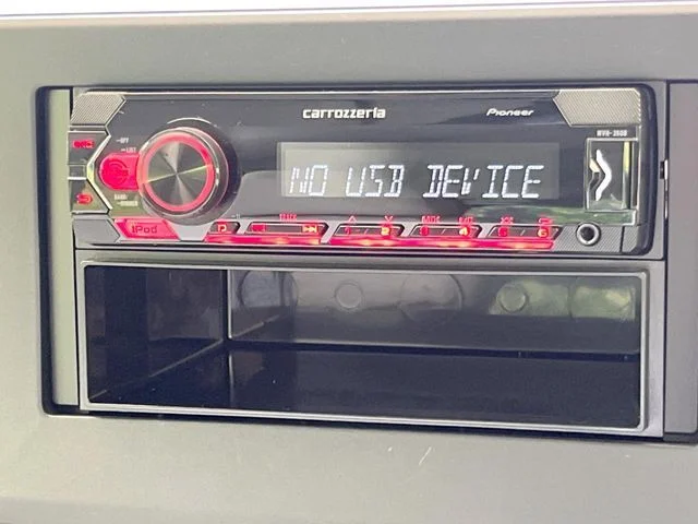 Mitsubishi eK SPACE M photo 3