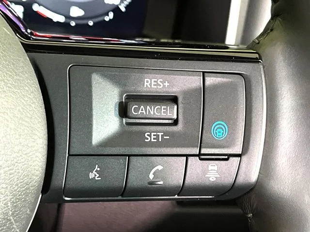 Nissan X-TRAIL HYBRID 4WD G　e−4ORCE photo 4