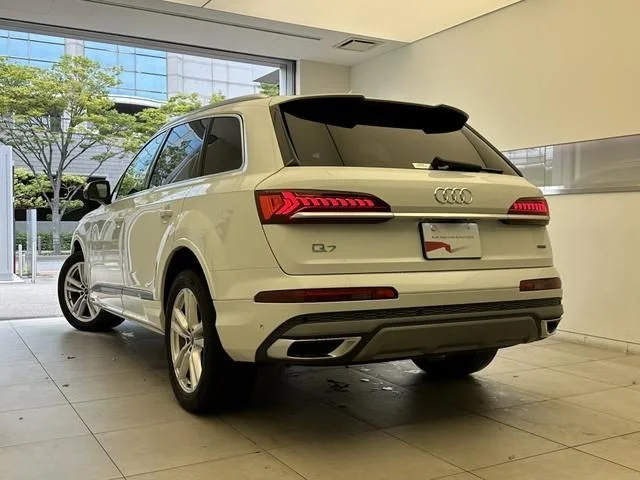 Audi AUDI Q7 55　TFSI　クワトロ　Sライン photo 3