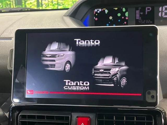 Daihatsu TANTO CUSTOM X photo 4
