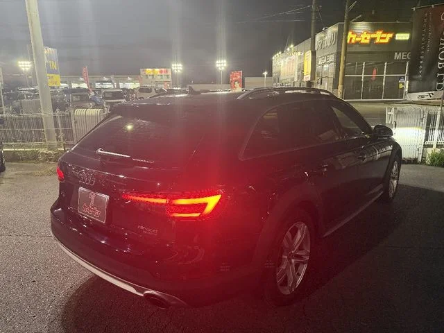 Audi AUDI A4 ALL ROAD QUATTRO ベースグレード photo 2