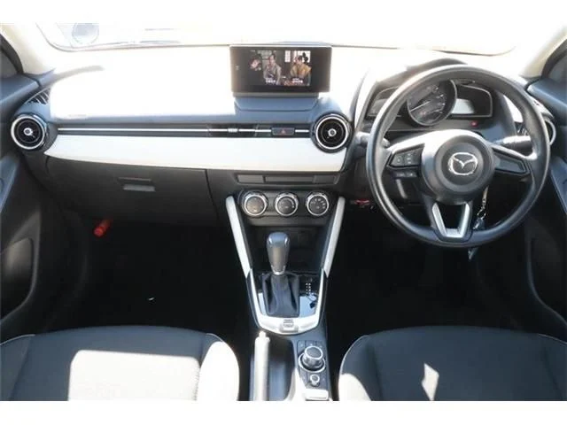 Mazda MAZDA2 15BD photo 2