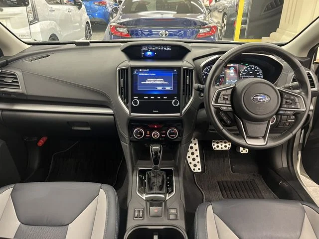 Subaru IMPREZA SPORT 4WD アドバンス photo 2